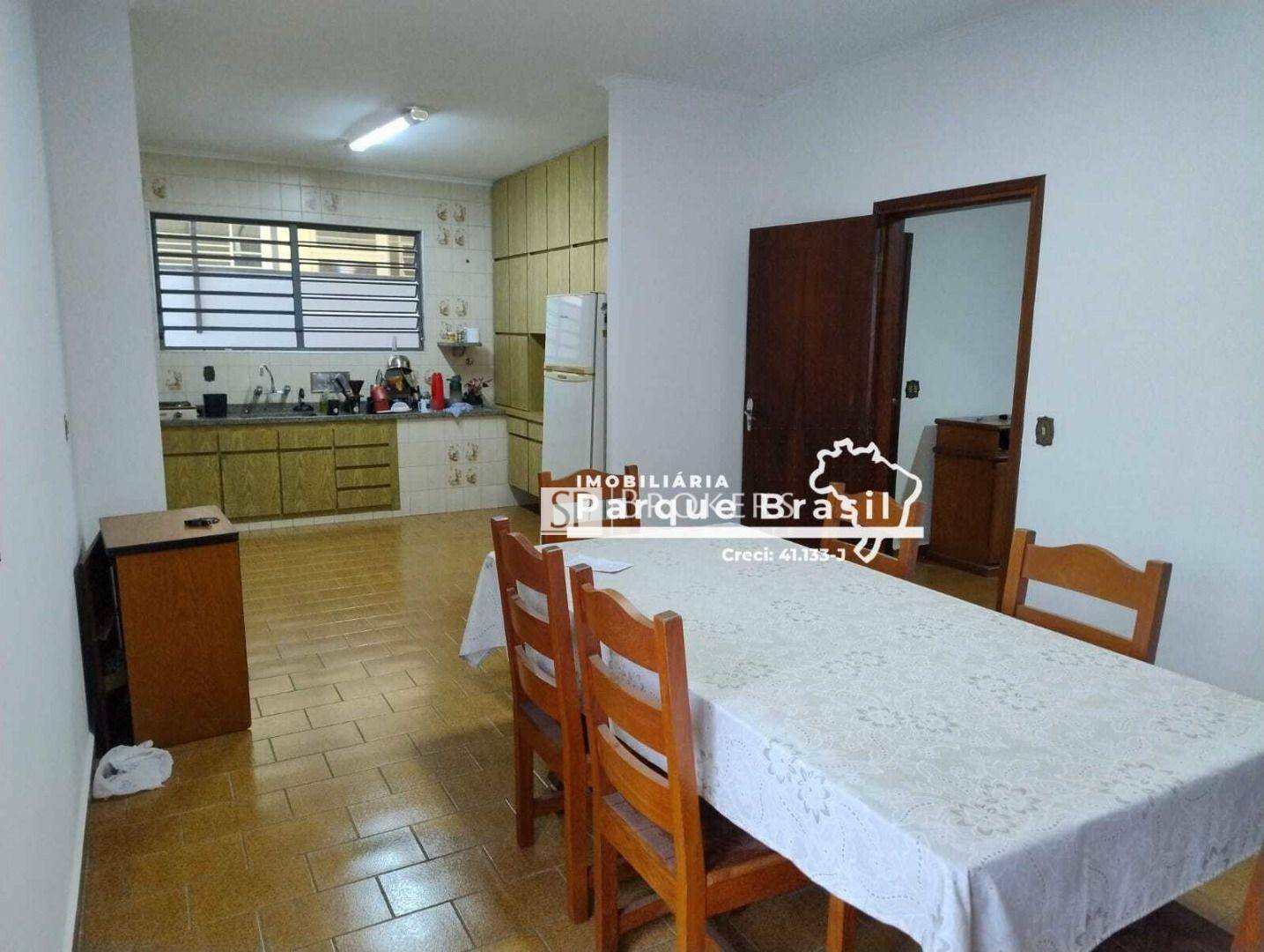 Casa à venda com 3 quartos, 200m² - Foto 16