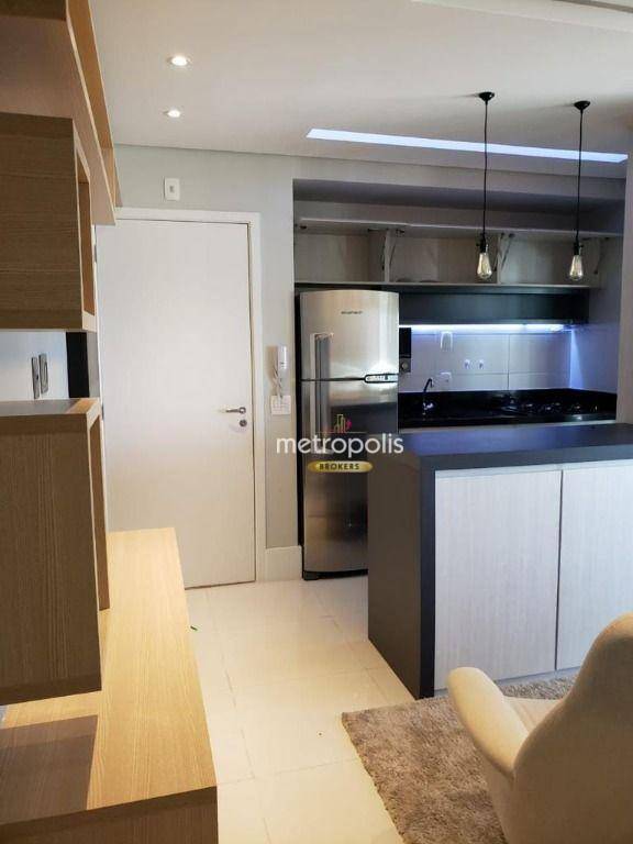 Apartamento à venda com 2 quartos, 70m² - Foto 4