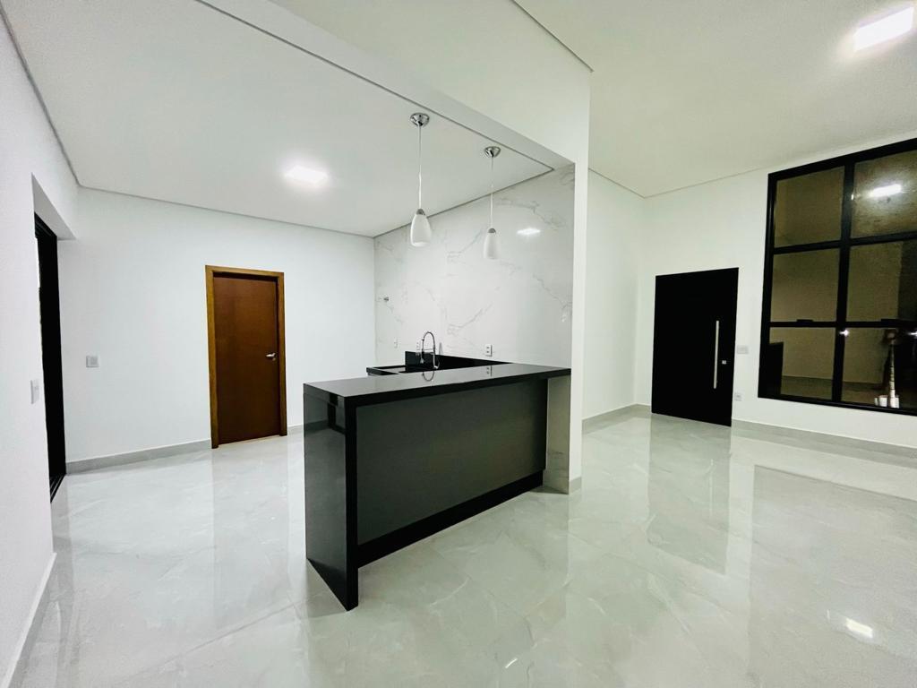 Casa de Condomínio à venda com 3 quartos, 200m² - Foto 4