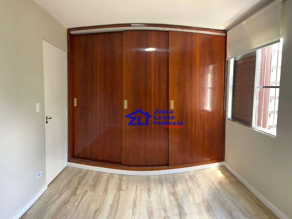 Apartamento à venda com 2 quartos, 65m² - Foto 3