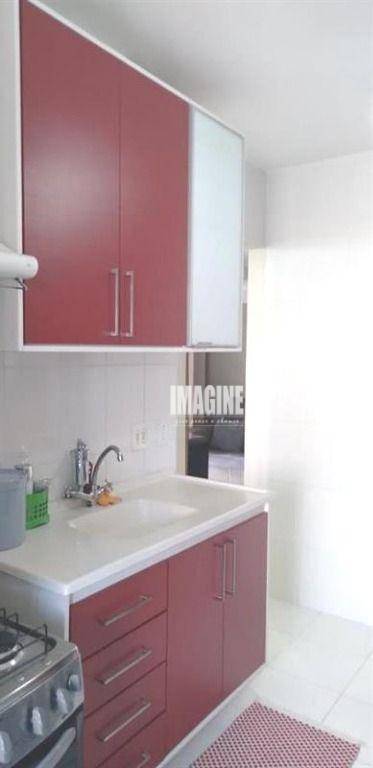 Apartamento à venda com 2 quartos, 48m² - Foto 14