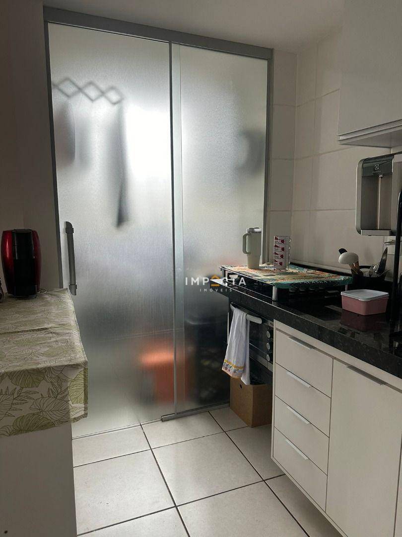 Apartamento à venda com 2 quartos, 49m² - Foto 3