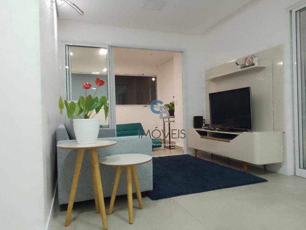 Apartamento à venda com 3 quartos, 170m² - Foto 1