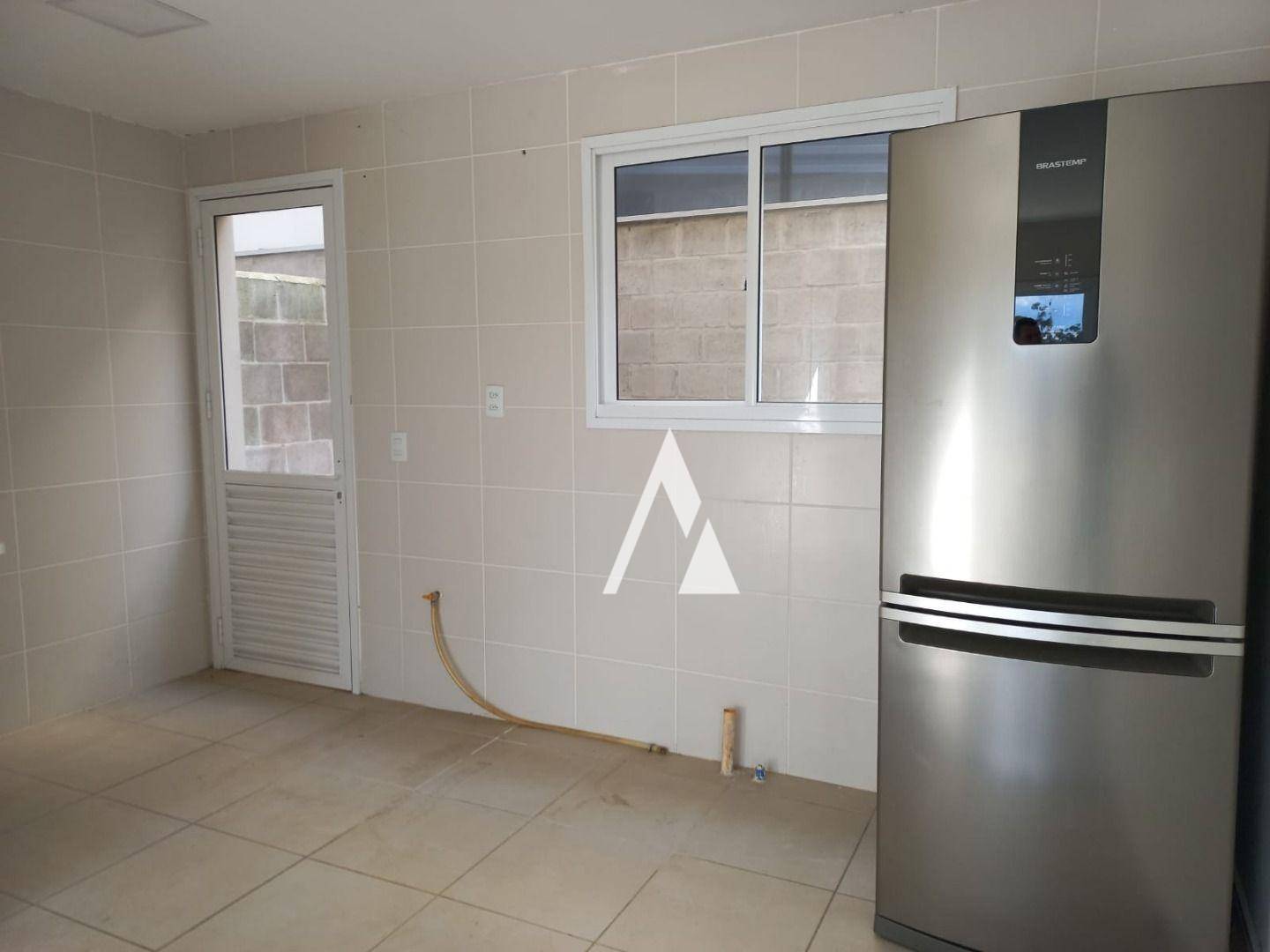 Apartamento à venda com 2 quartos, 64m² - Foto 5