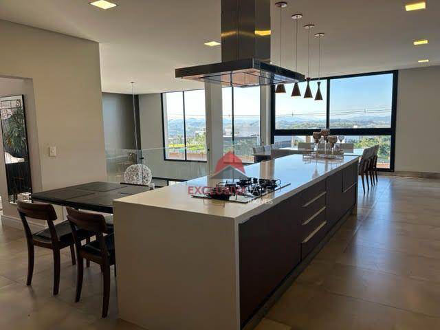 Casa de Condomínio para alugar com 6 quartos, 548m² - Foto 8