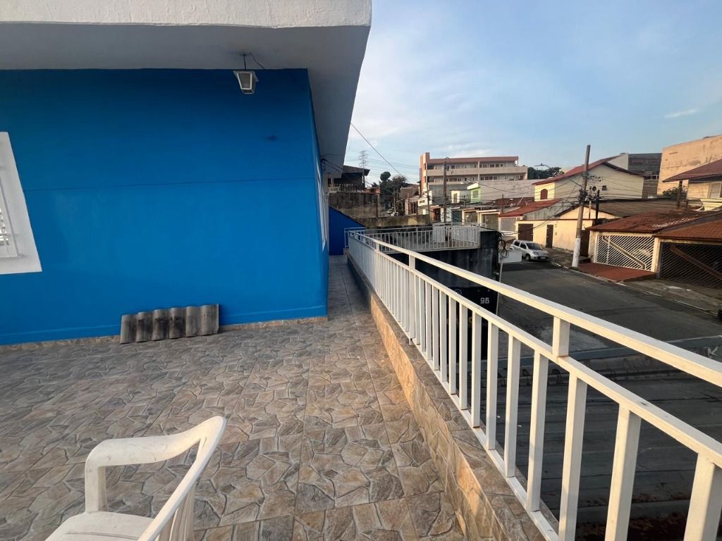 Sobrado à venda com 3 quartos, 200m² - Foto 7