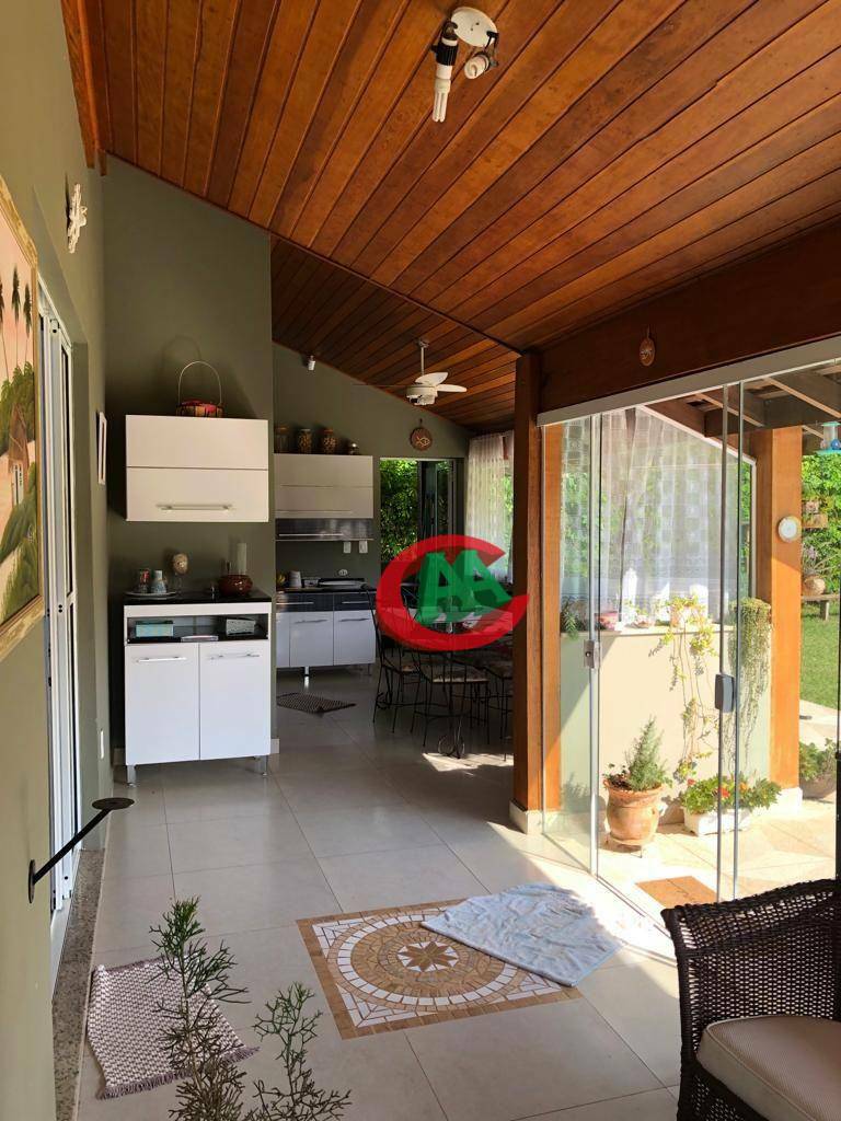 Chácara à venda com 4 quartos, 260m² - Foto 10