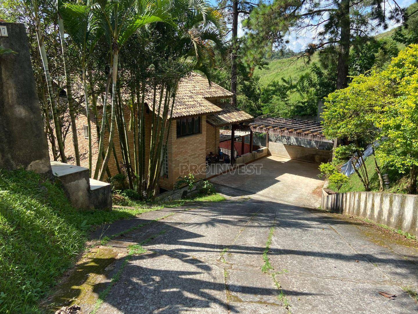 Casa de Condomínio à venda com 3 quartos, 208m² - Foto 2