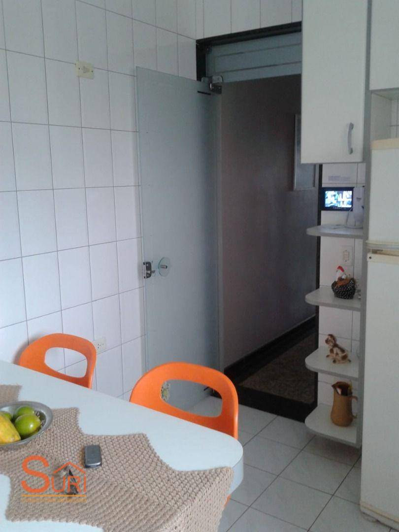 Apartamento à venda com 3 quartos, 116m² - Foto 9