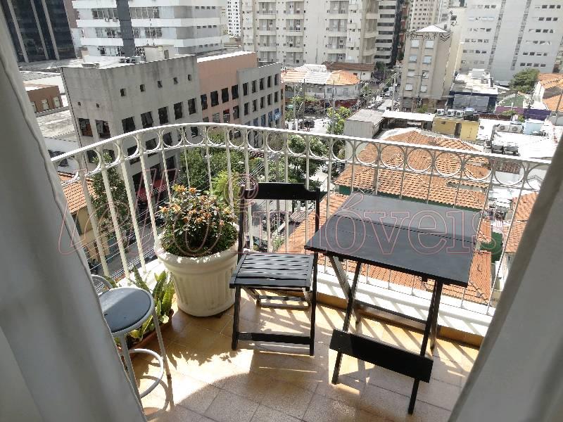 Apartamento para alugar com 2 quartos, 72m² - Foto 3