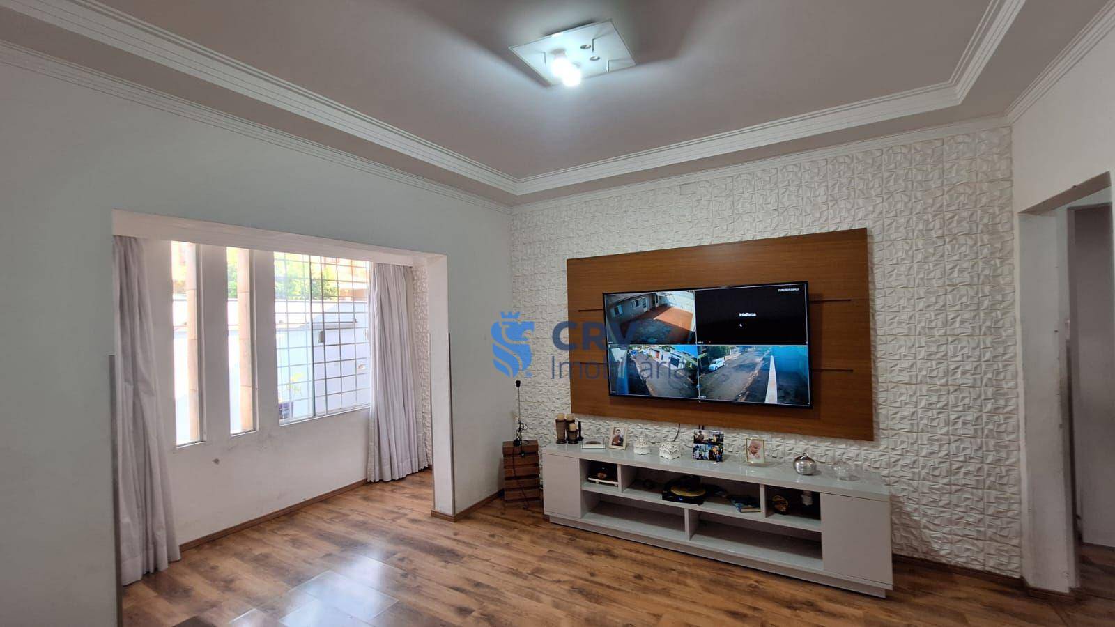 Casa à venda com 4 quartos, 140m² - Foto 3