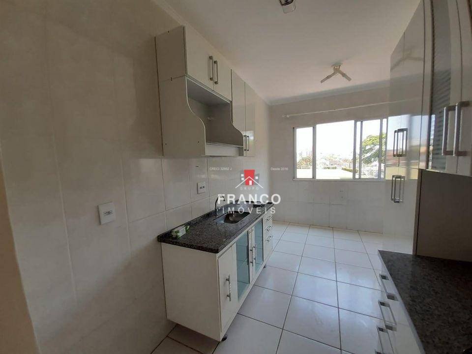 Apartamento para alugar com 2 quartos, 63m² - Foto 3