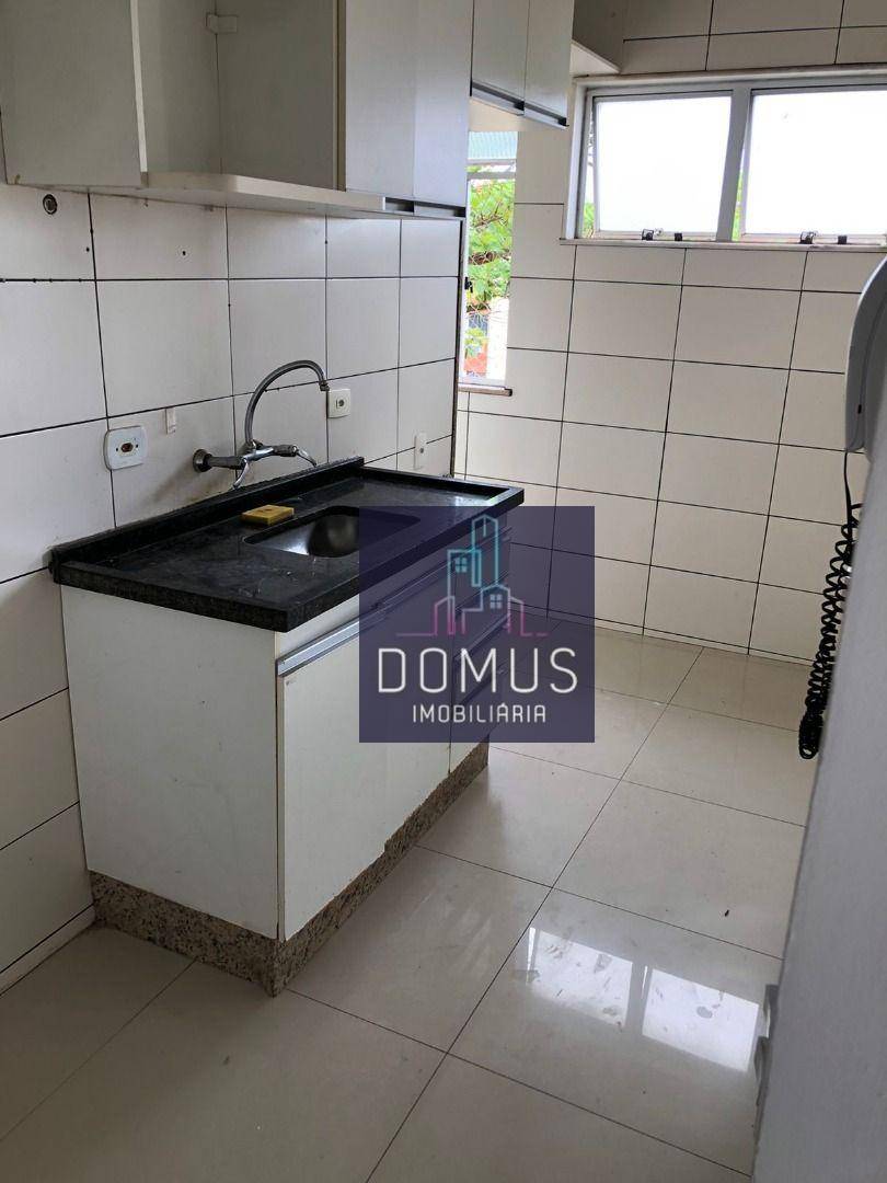 Apartamento à venda com 2 quartos, 69m² - Foto 4