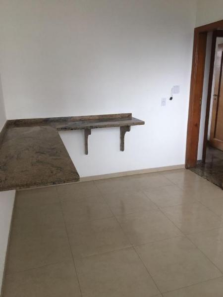 Apartamento à venda com 4 quartos, 160m² - Foto 3