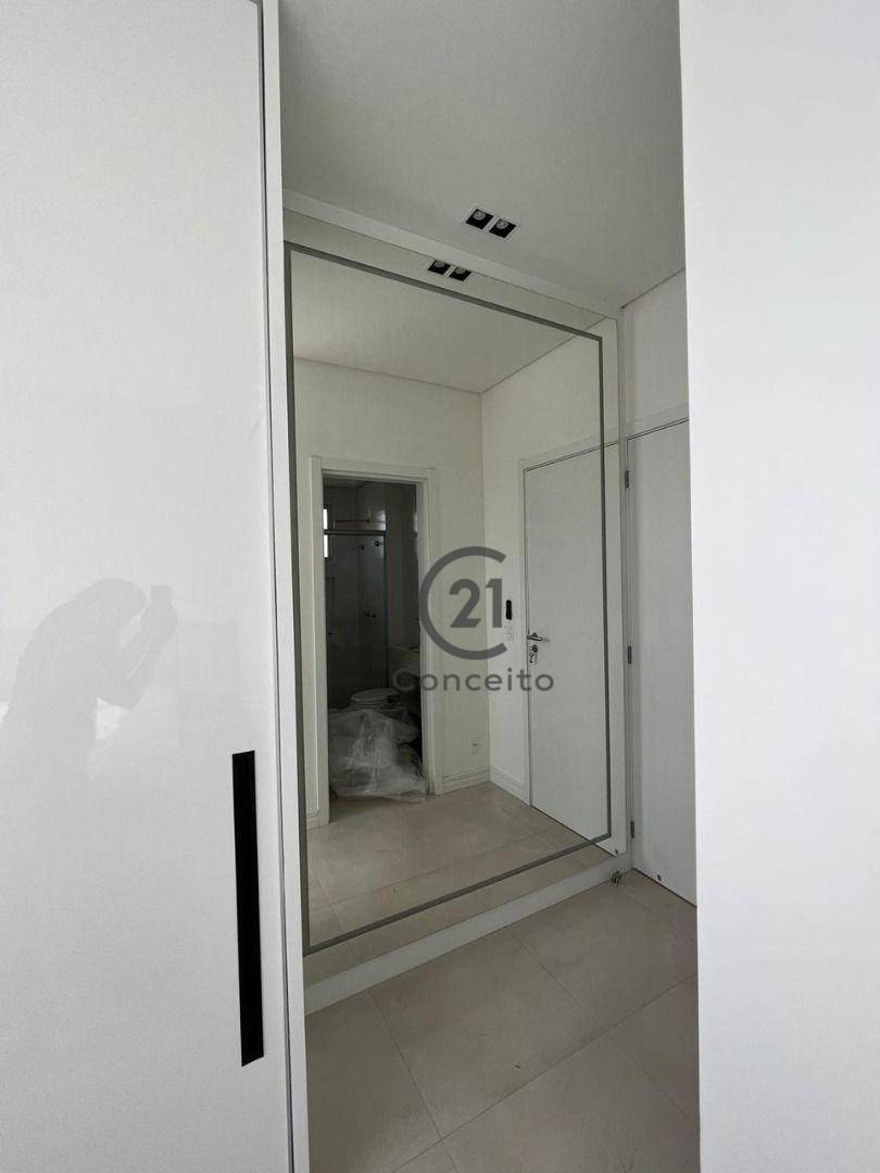 Apartamento à venda com 2 quartos, 70m² - Foto 15