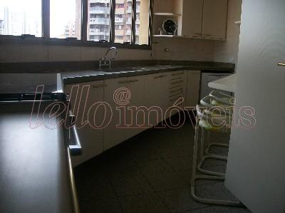 Apartamento à venda com 3 quartos, 250m² - Foto 14