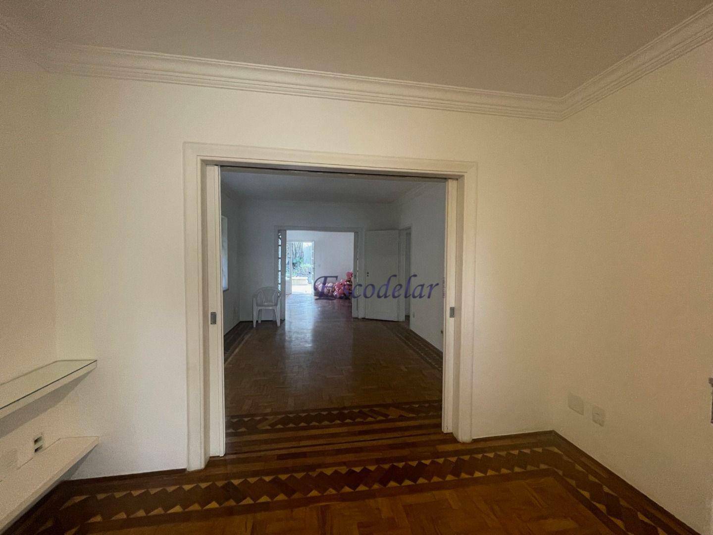 Casa para alugar com 4 quartos, 260m² - Foto 39