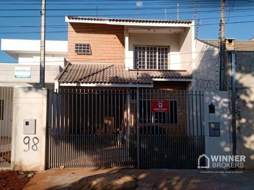 Sobrado à venda com 2 quartos, 157m² - Foto 1