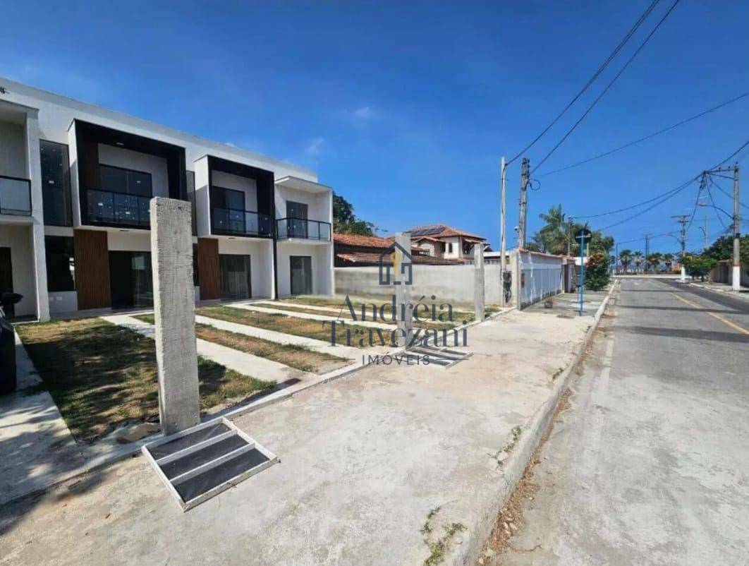 Casa à venda com 2 quartos, 80m² - Foto 1