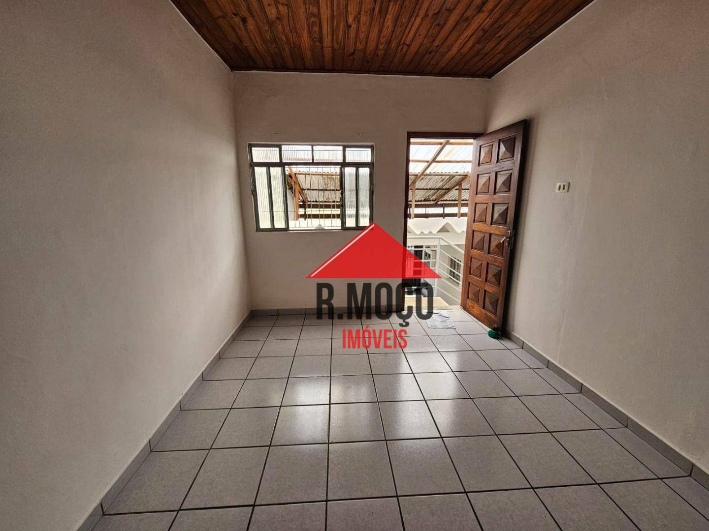 Casa à venda com 2 quartos, 235m² - Foto 1