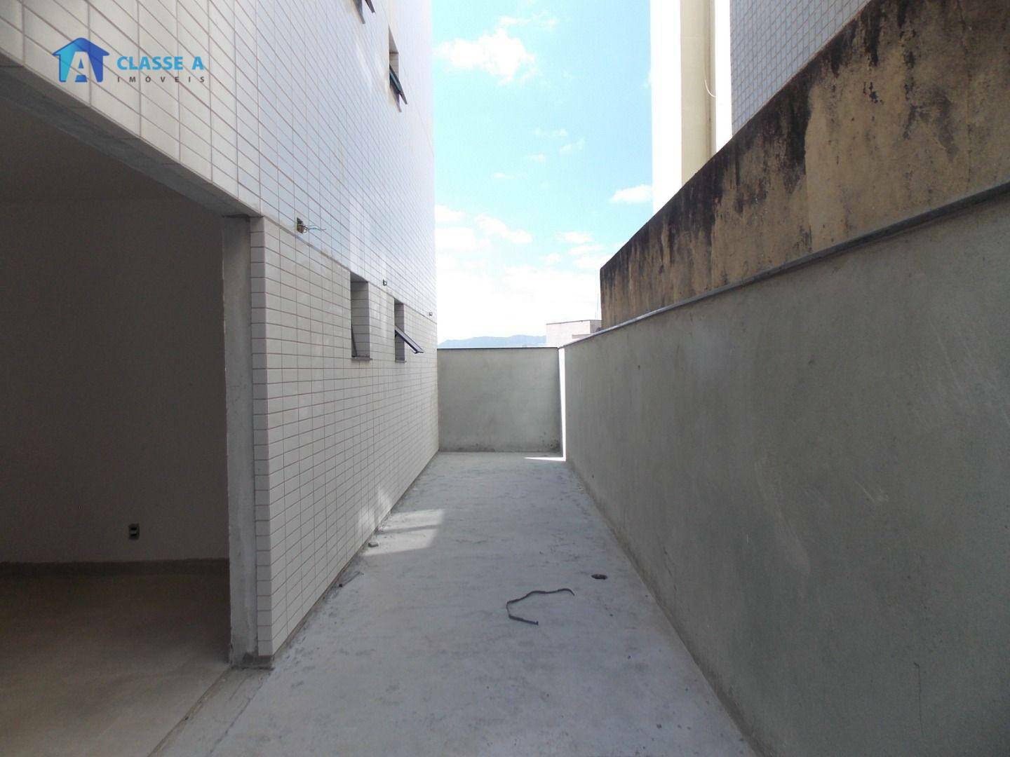 Apartamento à venda com 3 quartos, 136m² - Foto 8