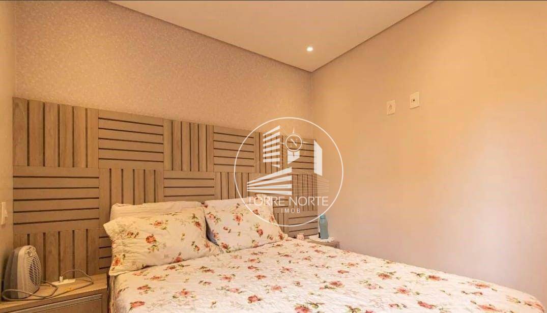 Apartamento à venda com 2 quartos, 65m² - Foto 19