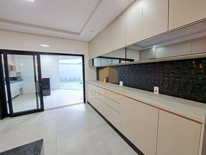 Casa de Condomínio à venda com 3 quartos, 206m² - Foto 16