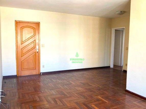 Apartamento à venda com 3 quartos, 122m² - Foto 10