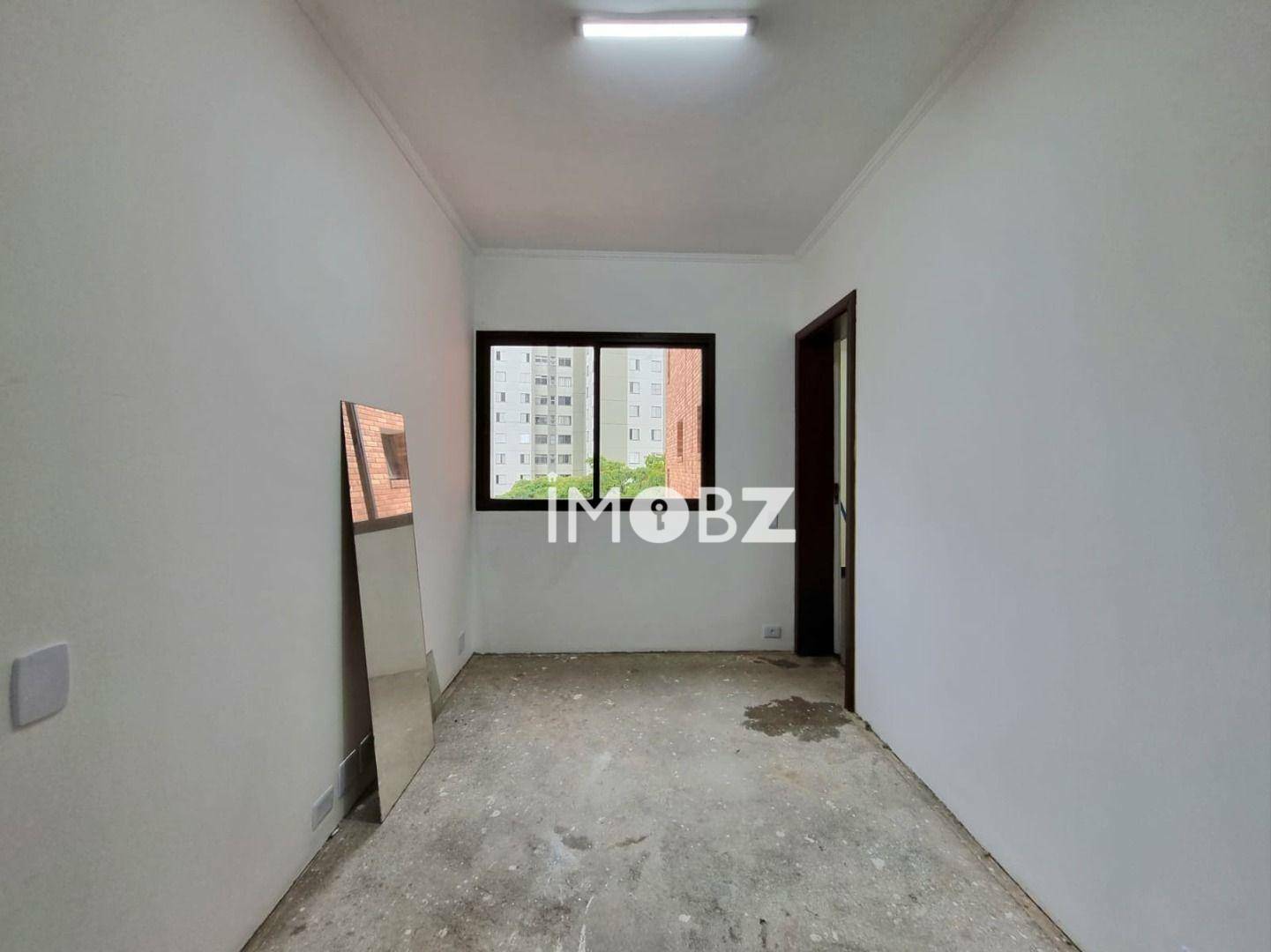 Apartamento à venda com 4 quartos, 236m² - Foto 25