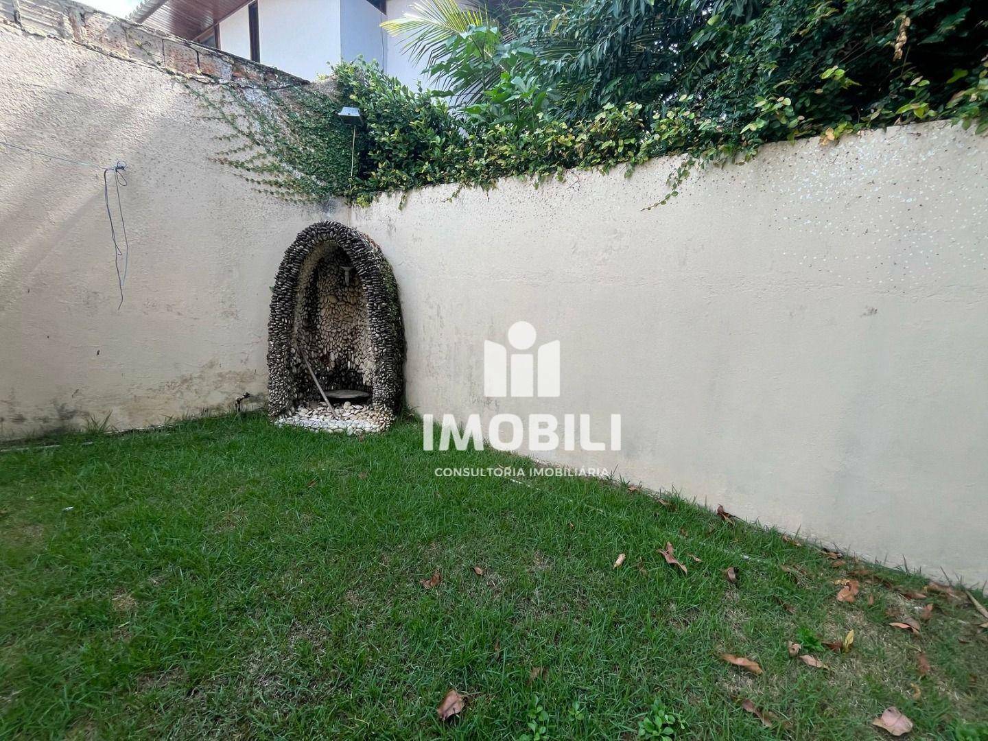 Casa de Condomínio à venda com 4 quartos, 325m² - Foto 33