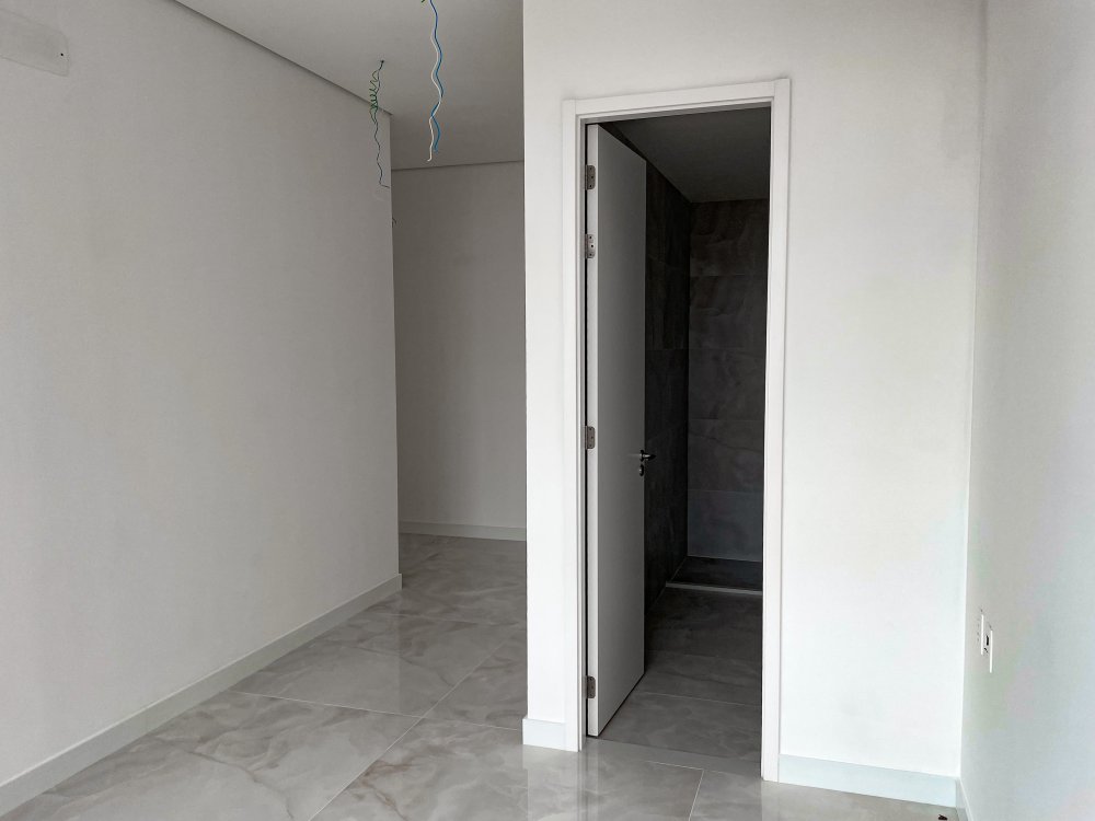 Apartamento à venda com 3 quartos, 164m² - Foto 13