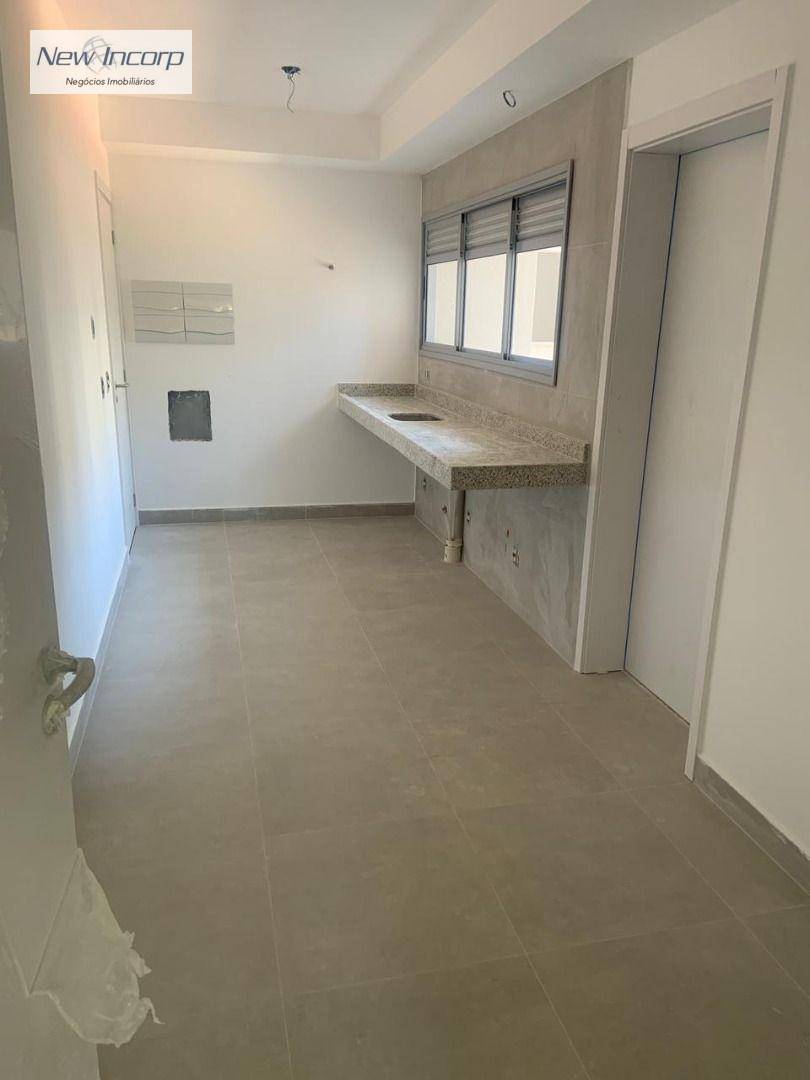 Apartamento à venda com 3 quartos, 155m² - Foto 2