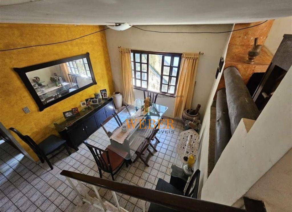 Casa de Condomínio à venda com 3 quartos, 250m² - Foto 75