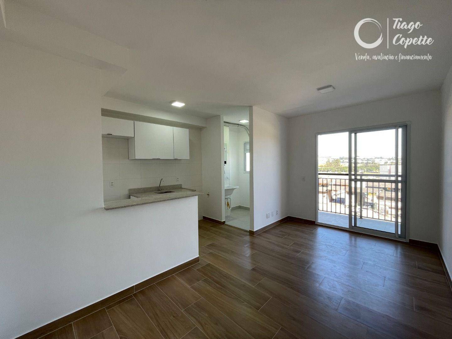 Apartamento à venda com 2 quartos, 57m² - Foto 1