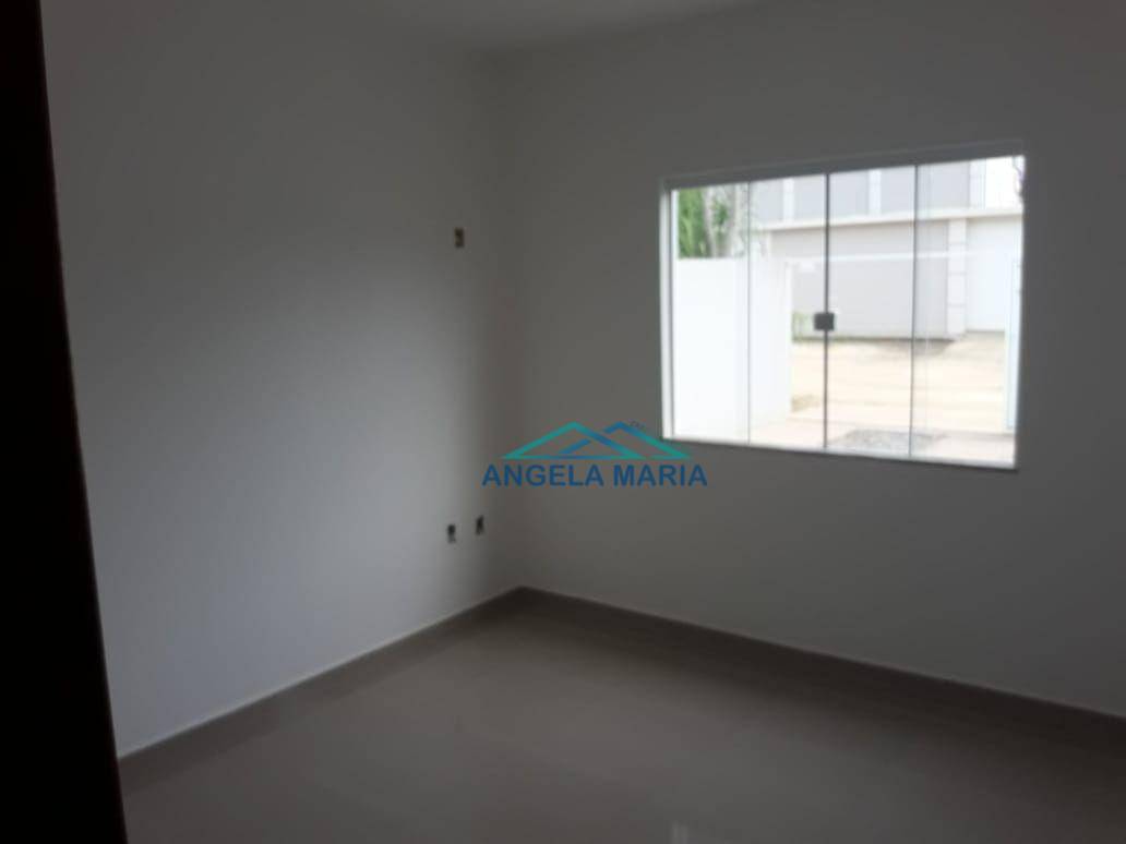 Casa à venda com 3 quartos, 90m² - Foto 9