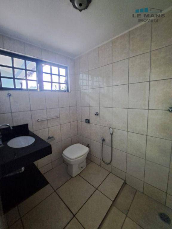 Casa à venda com 4 quartos, 250m² - Foto 24