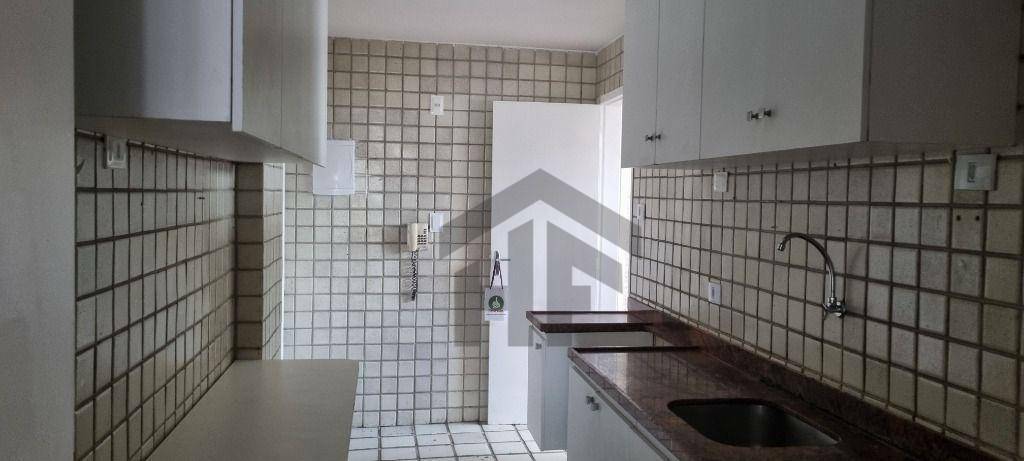 Apartamento para alugar com 3 quartos, 120m² - Foto 16