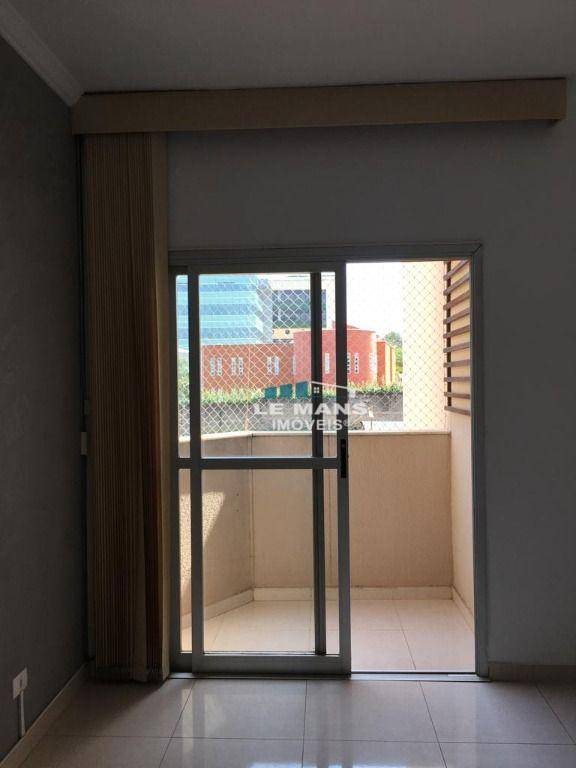 Apartamento à venda com 2 quartos, 83m² - Foto 3