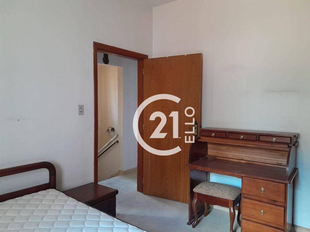 Casa à venda e aluguel com 3 quartos, 184m² - Foto 8