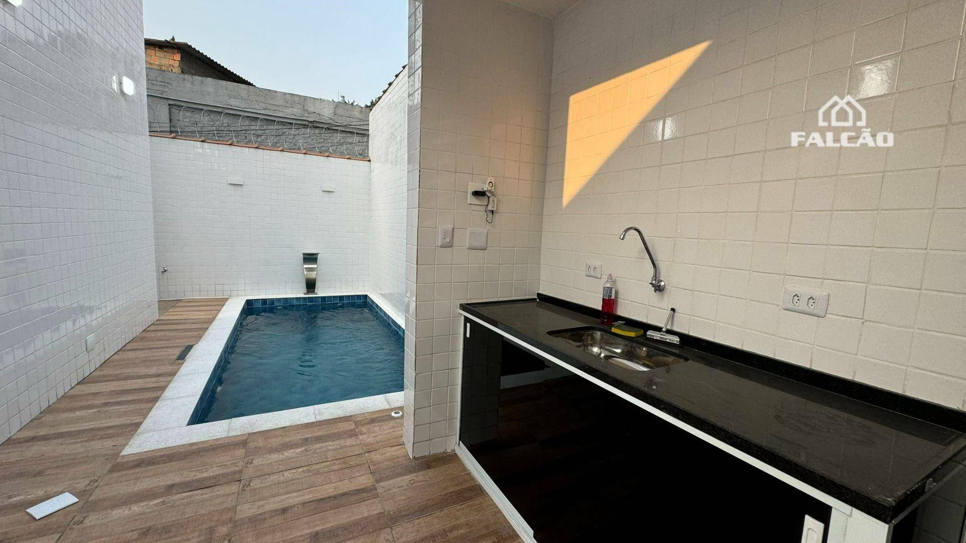 Casa à venda com 3 quartos, 115m² - Foto 18