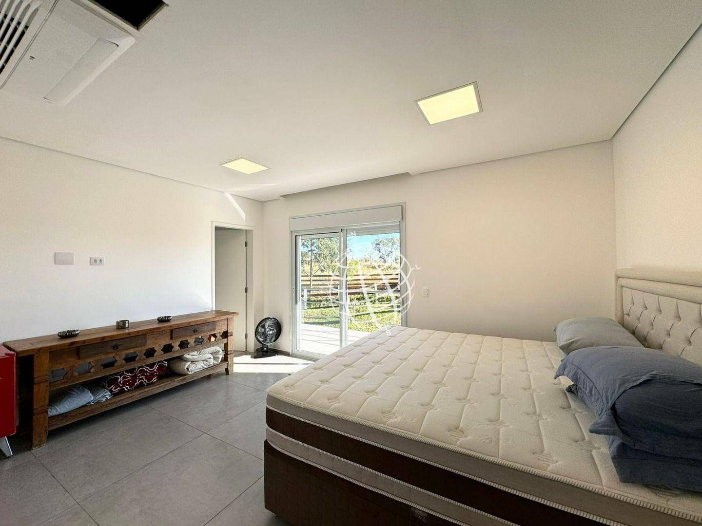 Casa à venda com 6 quartos, 900m² - Foto 24