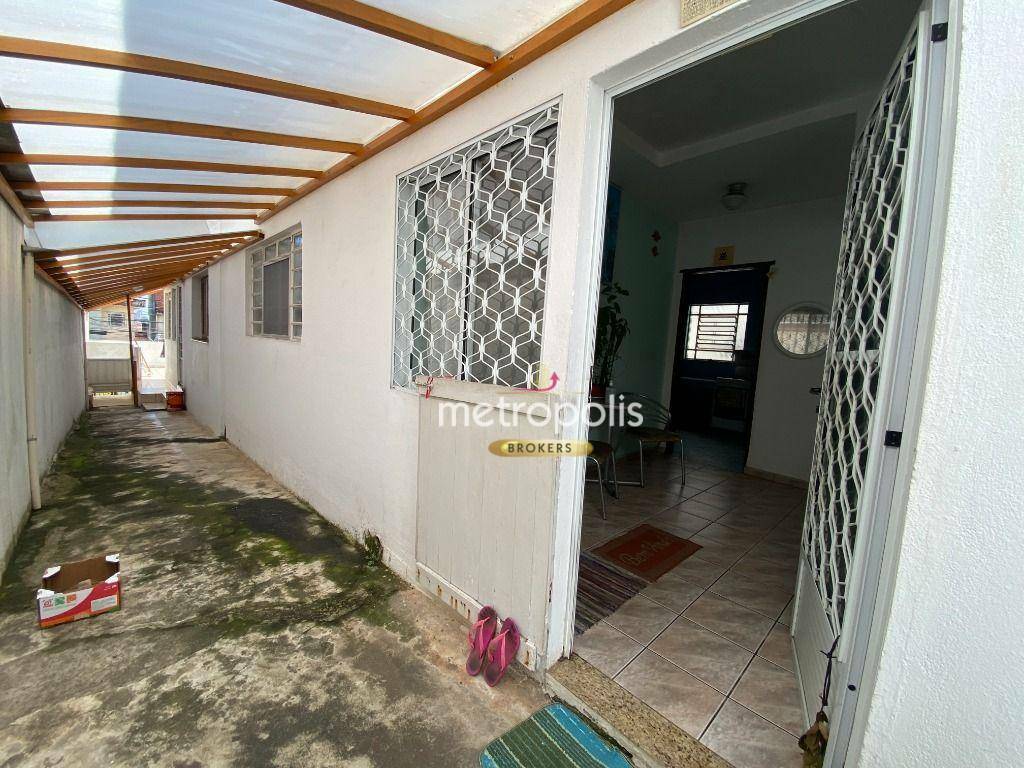 Casa à venda com 3 quartos, 243m² - Foto 11