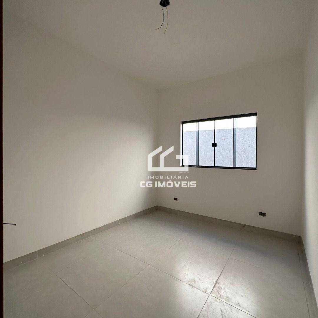 Casa à venda com 2 quartos, 78m² - Foto 5