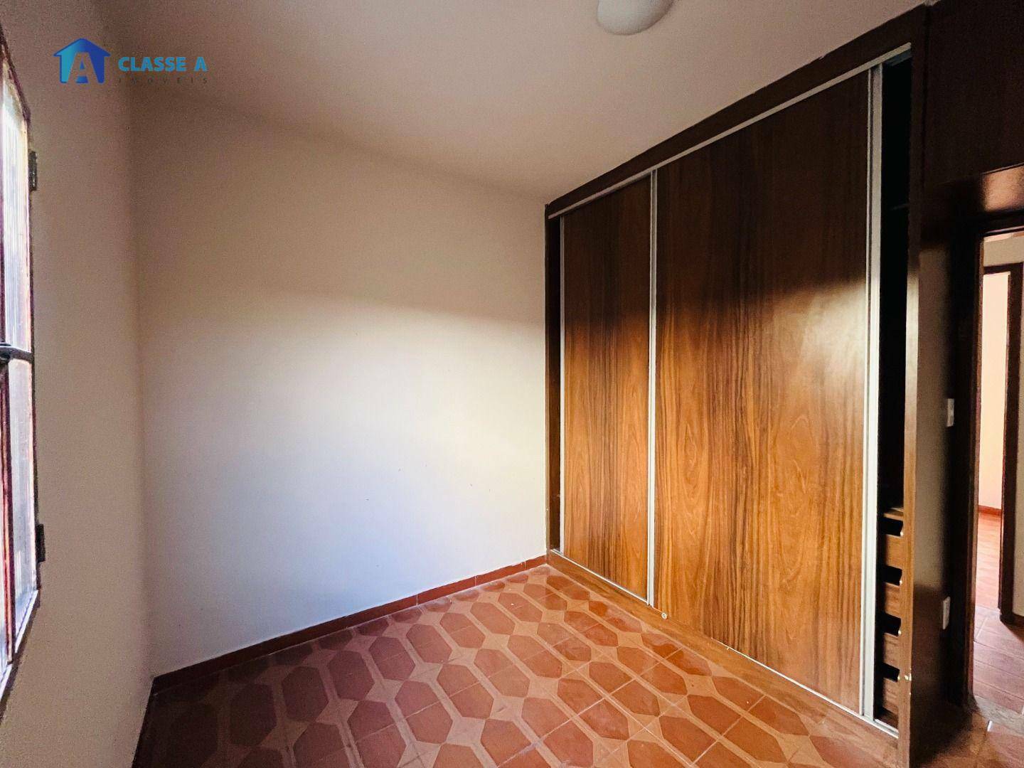 Casa à venda com 4 quartos, 171m² - Foto 13