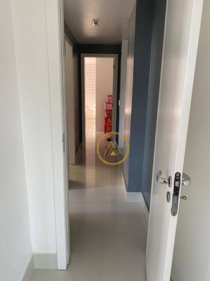 Apartamento à venda com 3 quartos, 195m² - Foto 22