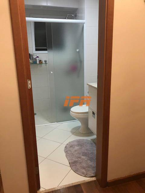 Apartamento à venda com 4 quartos, 134m² - Foto 19