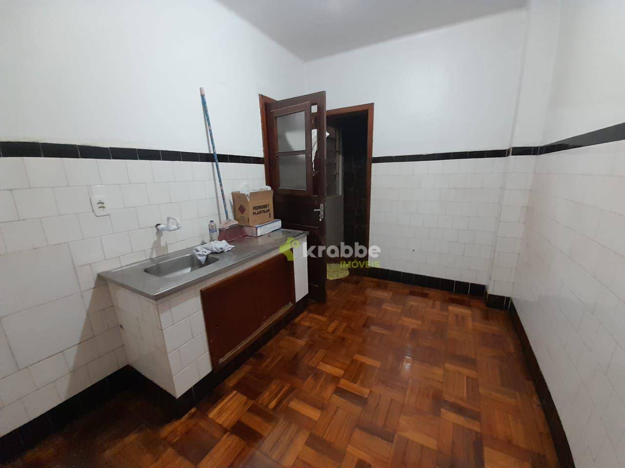 Apartamento à venda com 3 quartos, 99m² - Foto 3