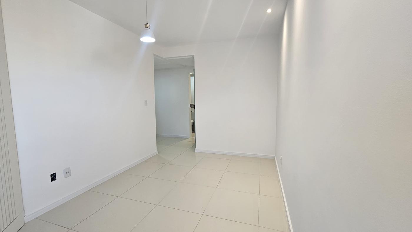 Apartamento à venda com 3 quartos, 105m² - Foto 13