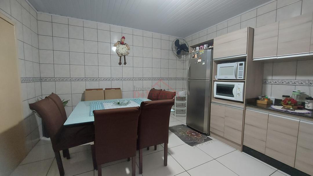 Casa à venda com 3 quartos, 72m² - Foto 5
