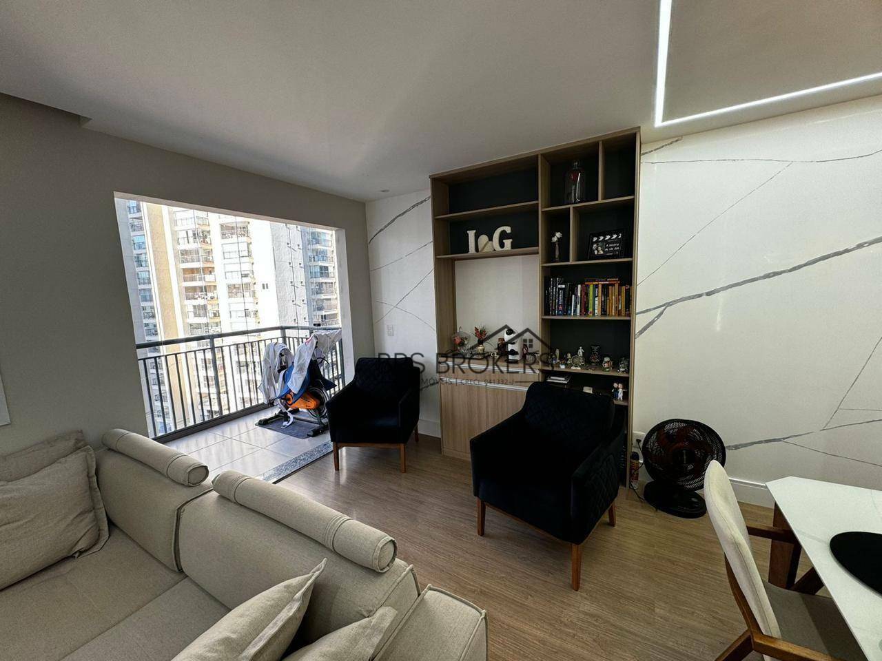 Apartamento à venda com 2 quartos, 75m² - Foto 4